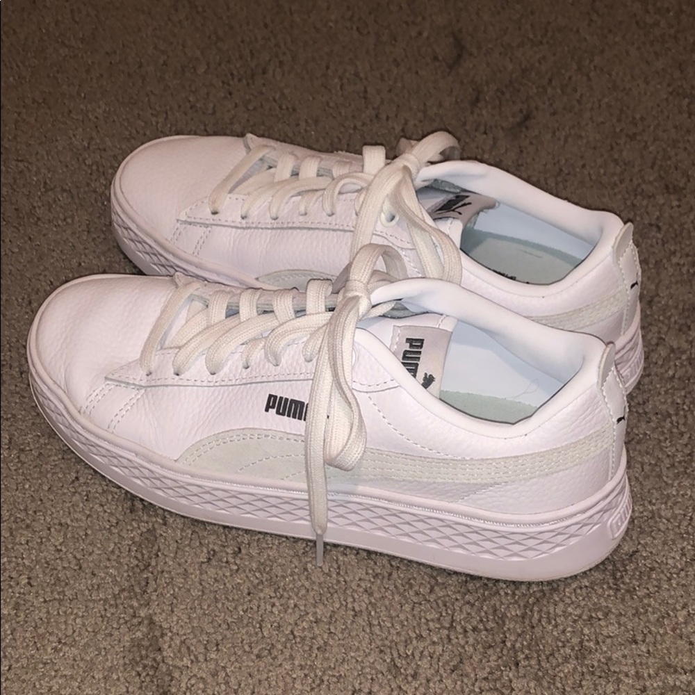 Puma Sneakers